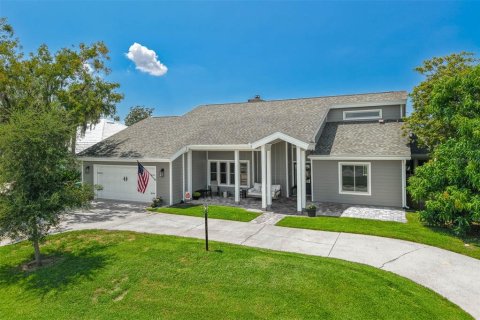 Casa en venta en Orlando, Florida, 4 dormitorios, 287.25 m2 № 1911781 - foto 1