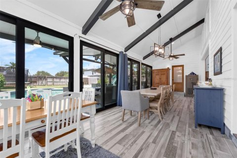 Casa en venta en Orlando, Florida, 4 dormitorios, 287.25 m2 № 1911781 - foto 15