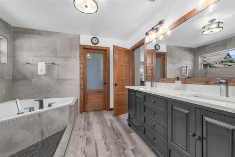 Casa en venta en Orlando, Florida, 4 dormitorios, 287.25 m2 № 1911781 - foto 22