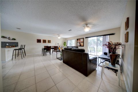 Villa ou maison à vendre à Orlando, Floride: 2 chambres, 121.89 m2 № 2142118 - photo 16