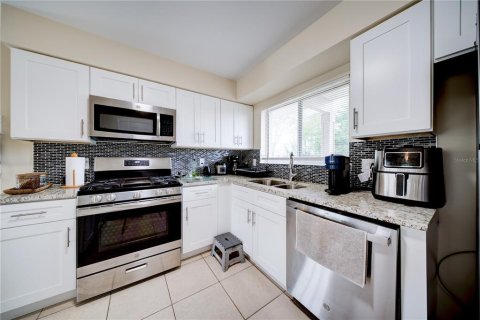 Villa ou maison à vendre à Orlando, Floride: 2 chambres, 121.89 m2 № 2142118 - photo 21