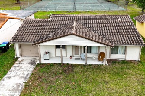 Villa ou maison à Orlando, Floride 2 chambres, 121.89 m2 № 2142118