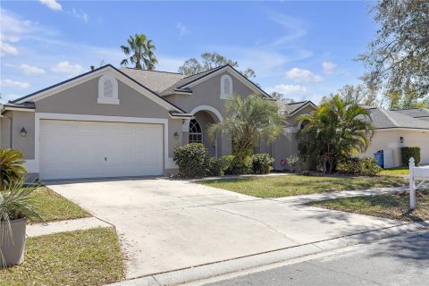 House in Riverview, Florida 4 bedrooms, 190.82 sq.m. № 1884977 - photo 2