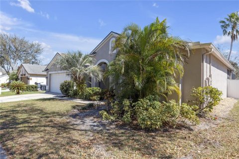 House in Riverview, Florida 4 bedrooms, 190.82 sq.m. № 1884977 - photo 30