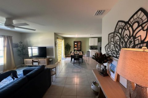 Casa en venta en Ocala, Florida, 4 dormitorios, 169.73 m2 № 2237310 - foto 12