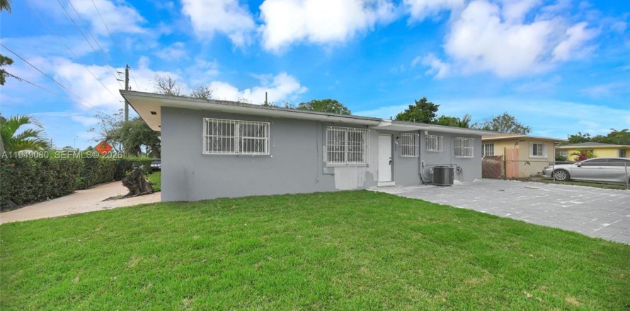 Квартира в Майами, Флорида 4 спальни, 134.71м2 № 2005088