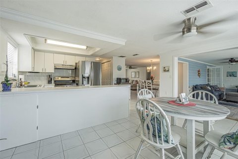 Villa ou maison à vendre à Hudson, Floride: 2 chambres, 138.61 m2 № 1913592 - photo 12