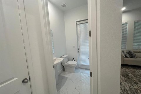 Casa en alquiler en Kissimmee, Florida, 4 dormitorios, 339.93 m2 № 1829209 - foto 11