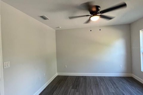 Casa en alquiler en Port Charlotte, Florida, 3 dormitorios, 117.99 m2 № 1405680 - foto 9