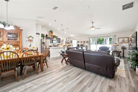 Villa ou maison à vendre à Ocala, Floride: 3 chambres, 158.12 m2 № 2310064 - photo 5