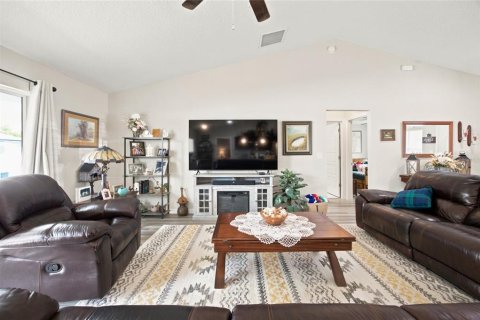 Villa ou maison à vendre à Ocala, Floride: 3 chambres, 158.12 m2 № 2310064 - photo 4