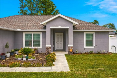 Villa ou maison à vendre à Ocala, Floride: 3 chambres, 158.12 m2 № 2310064 - photo 2