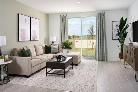 House in Winter Haven, Florida 4 bedrooms, 149.29 sq.m. № 2230288 - photo 5