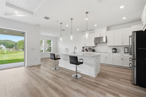 House in Plant City, Florida 5 bedrooms, 356.28 sq.m. № 2108021 - photo 17