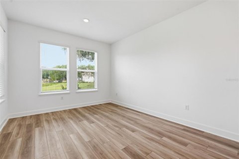 House in Plant City, Florida 5 bedrooms, 356.28 sq.m. № 2108021 - photo 23