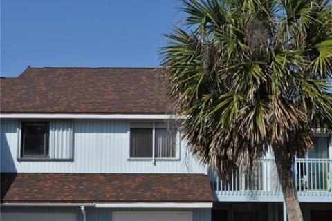 Townhouse in Flagler Beach, Florida 3 bedrooms, 101.17 sq.m. № 1196834 - photo 1