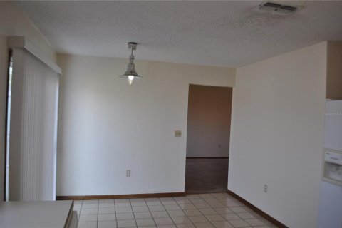 Townhouse in Flagler Beach, Florida 3 bedrooms, 101.17 sq.m. № 1196834 - photo 10
