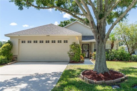 Casa en venta en Lakeland, Florida, 3 dormitorios, 172.89 m2 № 1902559 - foto 1