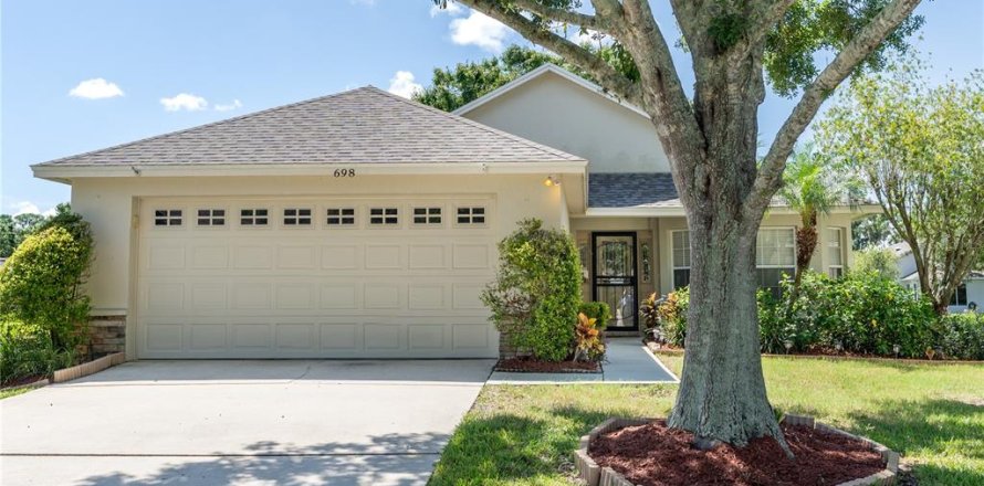 Casa en Lakeland, Florida 3 dormitorios, 172.89 m2 № 1902559