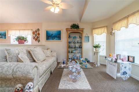 Casa en venta en Lakeland, Florida, 3 dormitorios, 172.89 m2 № 1902559 - foto 7