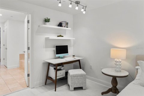 Condo in Tampa, Florida, 2 bedrooms  № 1767217 - photo 23