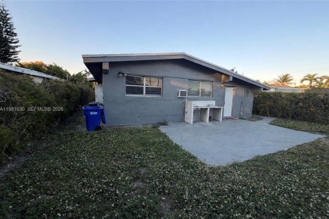 Купить виллу или дом в Норт-Майами-Бич, Флорида 3 спальни, 123.19м2, № 2043582 - фото 9