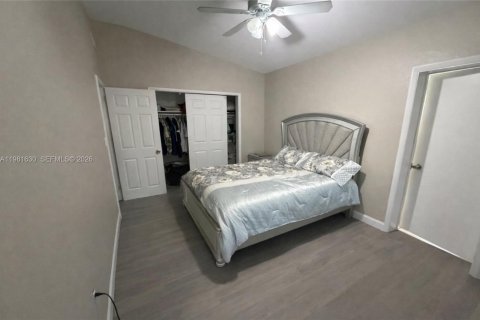 Купить виллу или дом в Норт-Майами-Бич, Флорида 3 спальни, 123.19м2, № 2043582 - фото 21