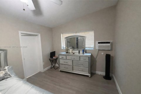 Купить виллу или дом в Норт-Майами-Бич, Флорида 3 спальни, 123.19м2, № 2043582 - фото 20