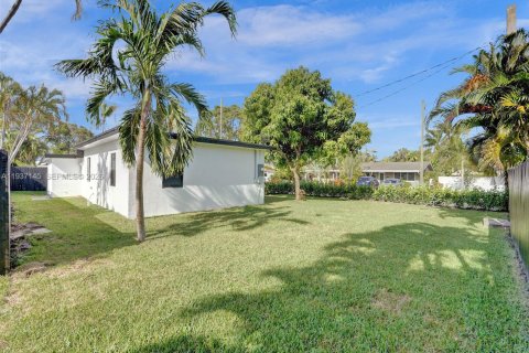 Купить виллу или дом в Окленд-Парк, Флорида 4 спальни, 111.02м2, № 1995019 - фото 19