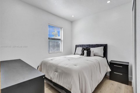 Купить виллу или дом в Окленд-Парк, Флорида 4 спальни, 111.02м2, № 1995019 - фото 14