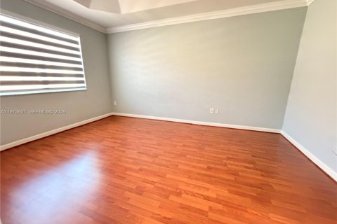 Townhouse in Miami, Florida 3 bedrooms, 145.3 sq.m. № 2041447 - photo 19