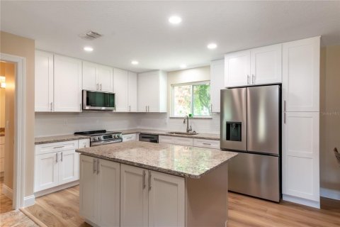 Casa en venta en Ocala, Florida, 2 dormitorios, 133.04 m2 № 2149513 - foto 3