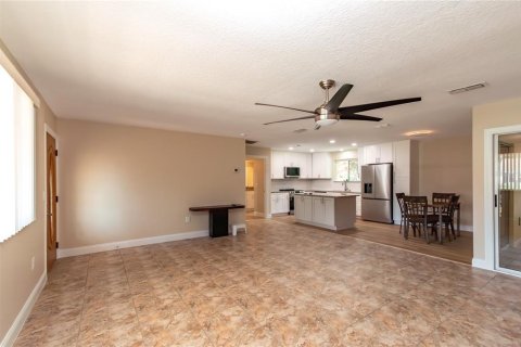 Casa en venta en Ocala, Florida, 2 dormitorios, 133.04 m2 № 2149513 - foto 7