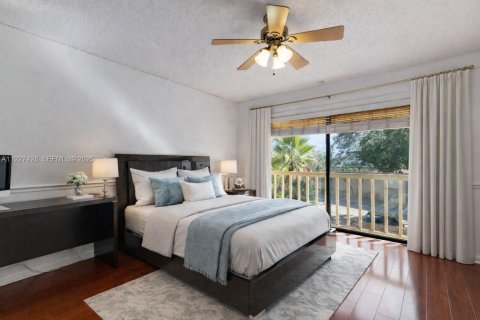 Copropriété à vendre à Hollywood, Floride: 3 chambres, 218.32 m2 № 1986011 - photo 18