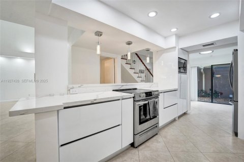 Купить кондоминиум в Холливуд, Флорида 3 спальни, 218.32м2, № 1986011 - фото 14