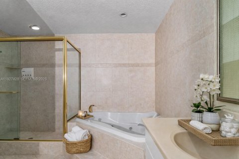 Copropriété à vendre à Hollywood, Floride: 3 chambres, 218.32 m2 № 1986011 - photo 22