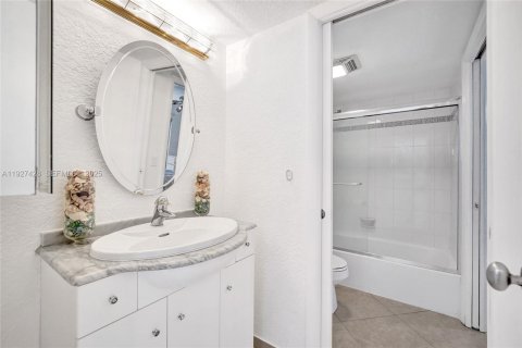 Купить кондоминиум в Холливуд, Флорида 3 спальни, 218.32м2, № 1986011 - фото 9