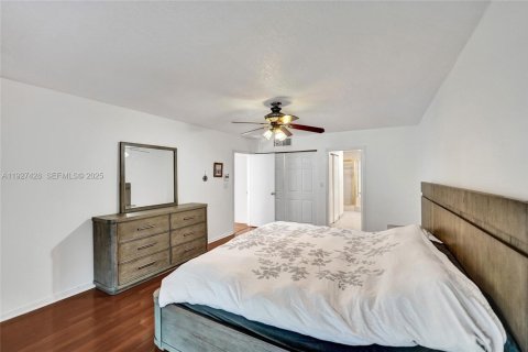 Купить кондоминиум в Холливуд, Флорида 3 спальни, 218.32м2, № 1986011 - фото 27