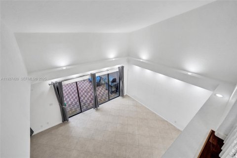 Купить кондоминиум в Холливуд, Флорида 3 спальни, 218.32м2, № 1986011 - фото 24