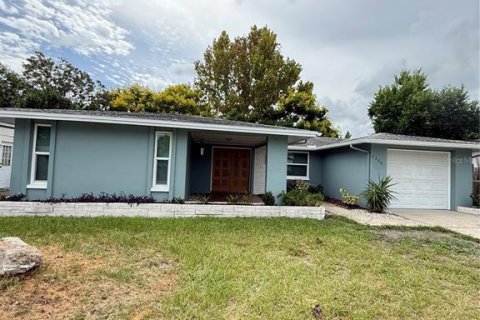 Villa ou maison à Port Richey, Floride 4 chambres, 143.72 m2 № 2413827