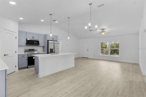Villa ou maison à vendre à Citrus Springs, Floride: 3 chambres, 134.52 m2 № 2149140 - photo 9