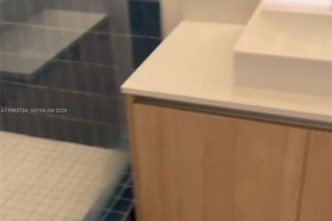 Condominio en venta en Miami, Florida, 33.07 m2 № 2049252 - foto 10