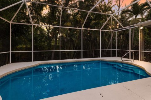Купить виллу или дом в Брейдентон, Флорида 4 комнаты, 291.71м2, № 1780781 - фото 29