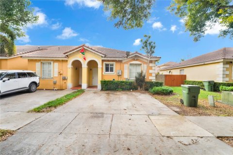 Villa ou maison à Homestead, Floride 3 chambres, 110.46 m2 № 2008118