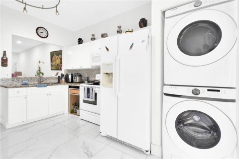 Villa ou maison à vendre à Homestead, Floride: 3 chambres, 110.46 m2 № 2008118 - photo 10