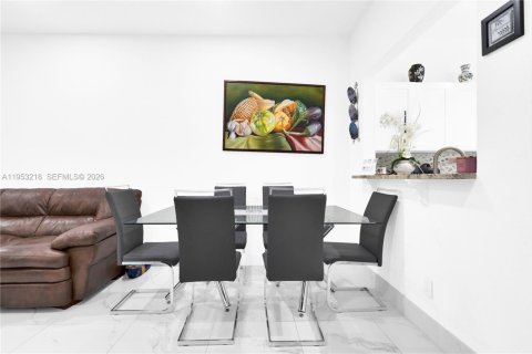 Villa ou maison à vendre à Homestead, Floride: 3 chambres, 110.46 m2 № 2008118 - photo 26