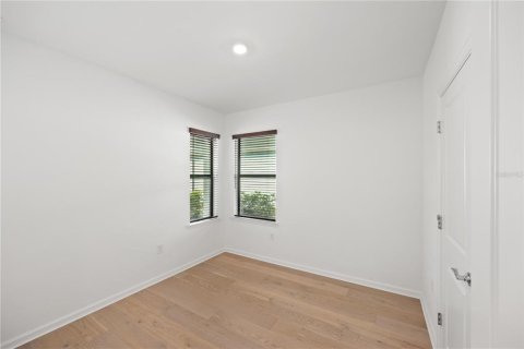House in Sarasota, Florida 4 bedrooms, 147.81 sq.m. № 2149807 - photo 17