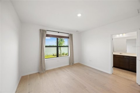 House in Sarasota, Florida 4 bedrooms, 147.81 sq.m. № 2149807 - photo 13