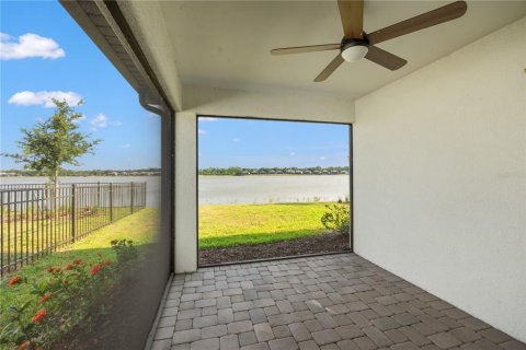 House in Sarasota, Florida 4 bedrooms, 147.81 sq.m. № 2149807 - photo 23