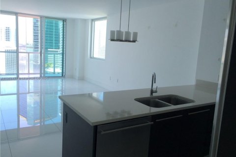 Condo in Miami, Florida, 2 bedrooms  № 1890847 - photo 10